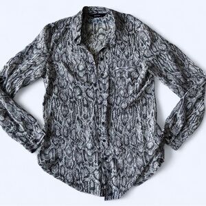 DECJUBA Womens Monochrome Grey Snakeskin Animal Print Button Up Sheer Top small